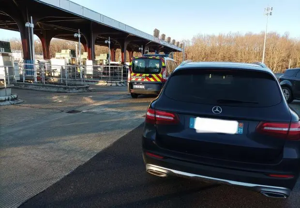 France : il roule 30 ans sans permis, l&rsquo;insensé périple d&rsquo;un Algérien