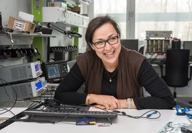 Dénia Bouhired, la physicienne algérienne de renommée mondiale