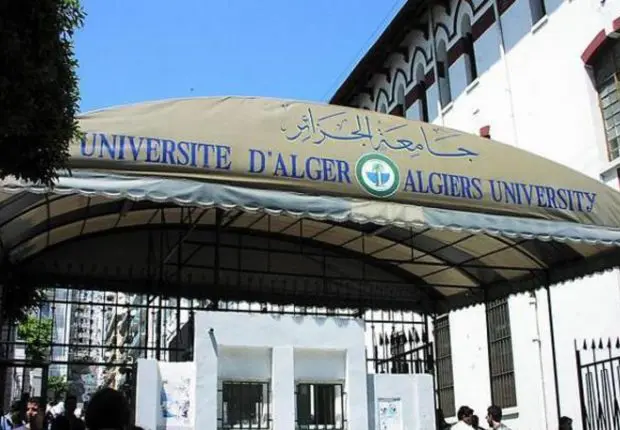 Université : l’enseignement à distance à défaut de vaccination ?