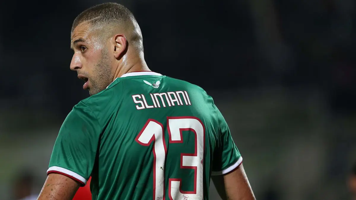 CAN 2022 : Slimani lance un message aux Algériens