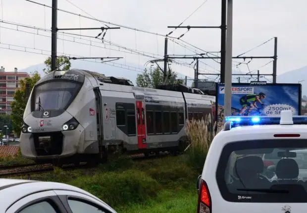 Accident de train en France : titre de séjour pour le rescapé algérien