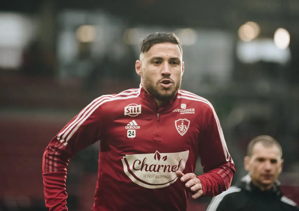 Brest enchaîne les bonnes affaires grâce à Youcef Belaili