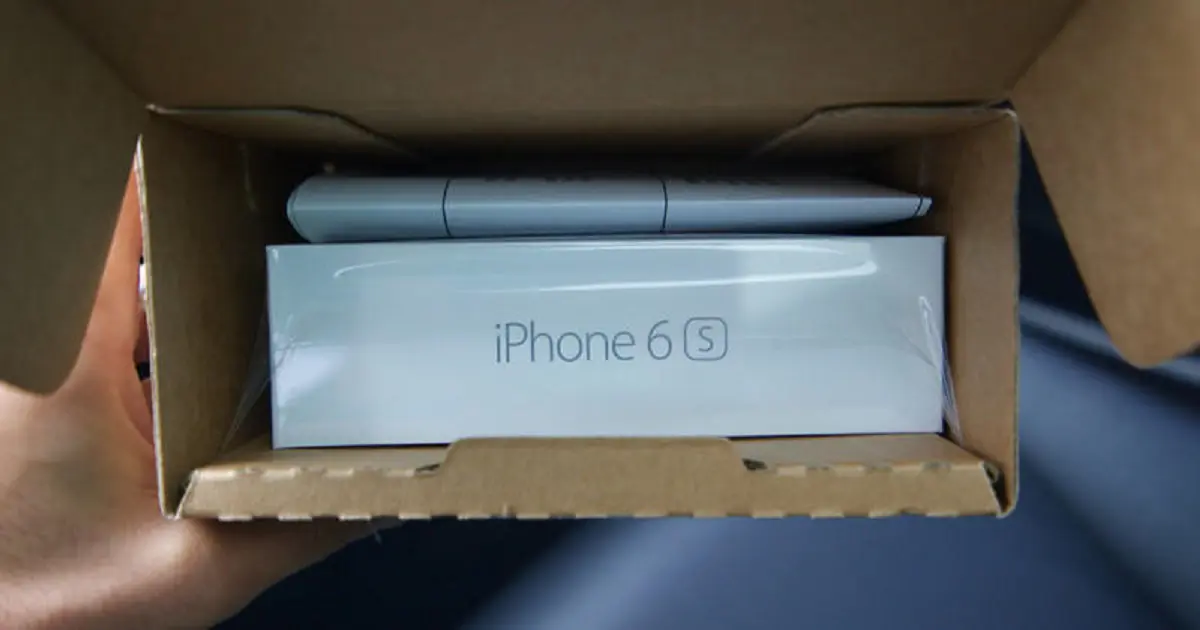 Taxe sur les smartphones : « c’est dans l’intérêt collectif » (Douanes)