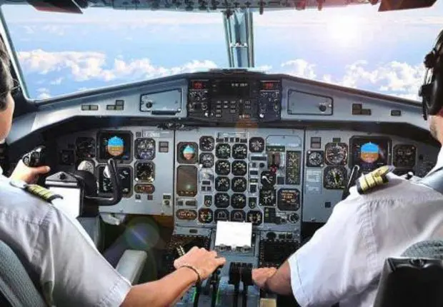 France : un ex-pilote d’Air Algérie suspendu et gravement accusé