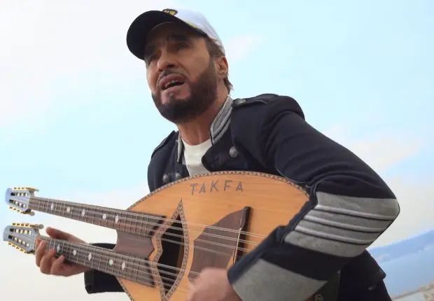 « Djedjiga », magnifique Cover de Takfarinas en hommage à Mehenni Amroun