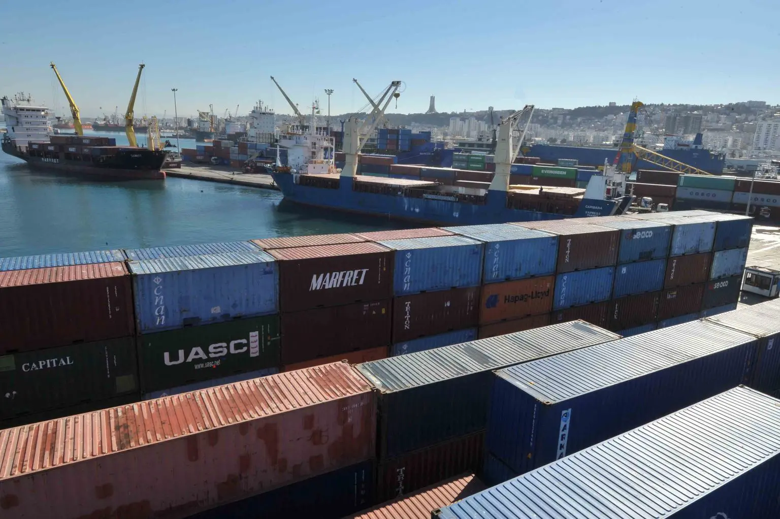 Nouveau “tour de vis” : l’Algérie durcit les conditions d’importation