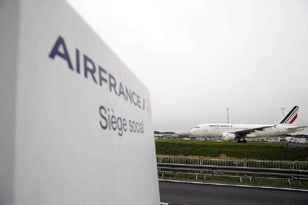E-mails et SMS frauduleux : mises en garde d&rsquo;Air France pour ses clients