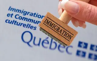 Étudier au Québec coûtera plus cher dès 2026 : le seuil financier fortement relevé