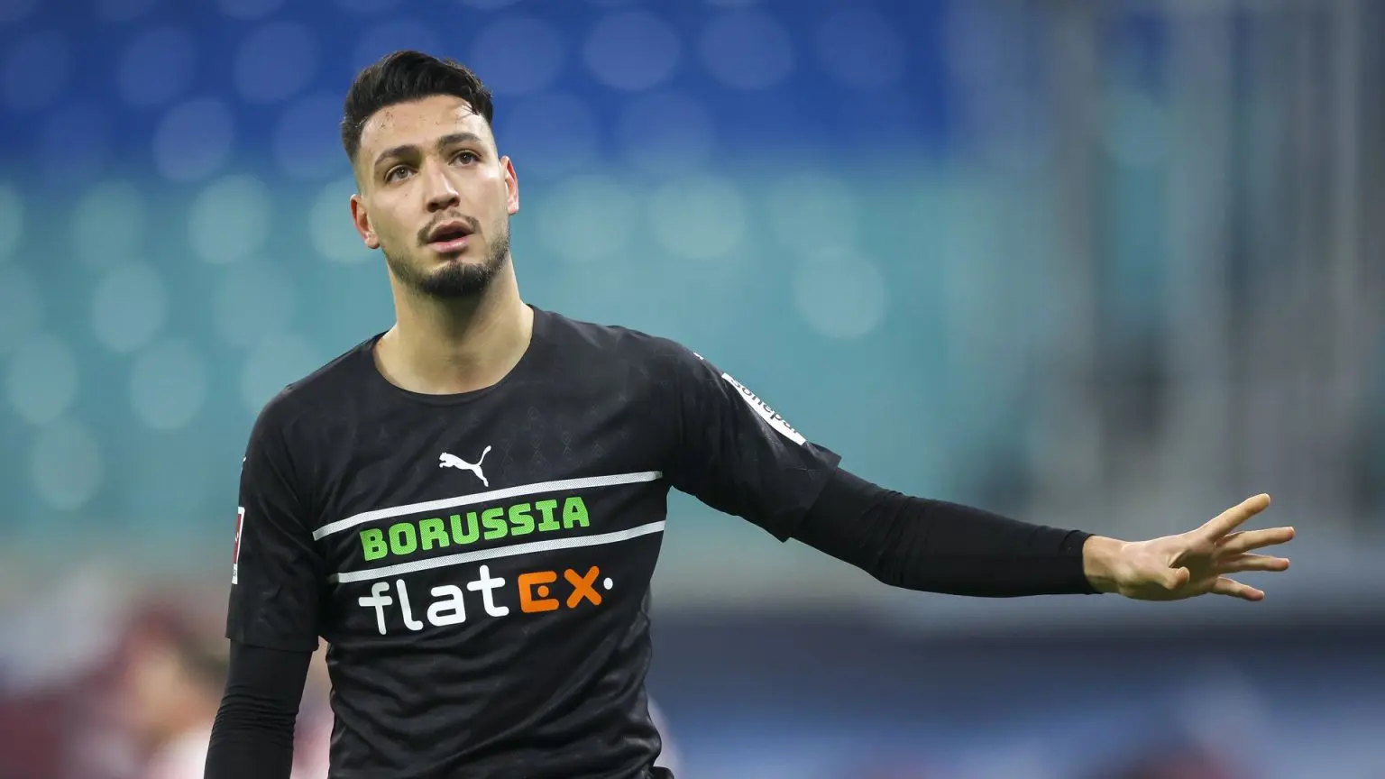 EN : Bensebaini dans le viseur d’un grand club européen