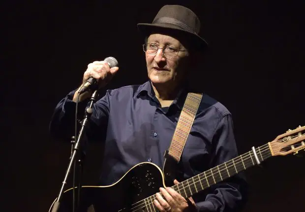 Idir, 2 ans déjà : retour sur une carrière éclectique pleine de poèmes