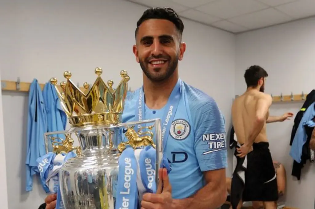 Manchester City  : Mahrez s&rsquo;offre une 4ème premier league