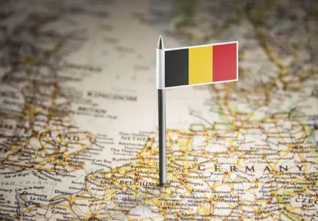 Voyages : un autre pays européen met fin aux restrictions anti-Covid