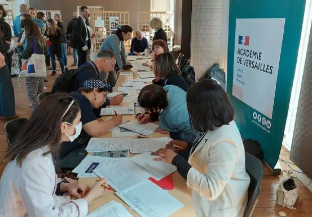 Manque d&rsquo;enseignants en France : des profs algériens à la rescousse