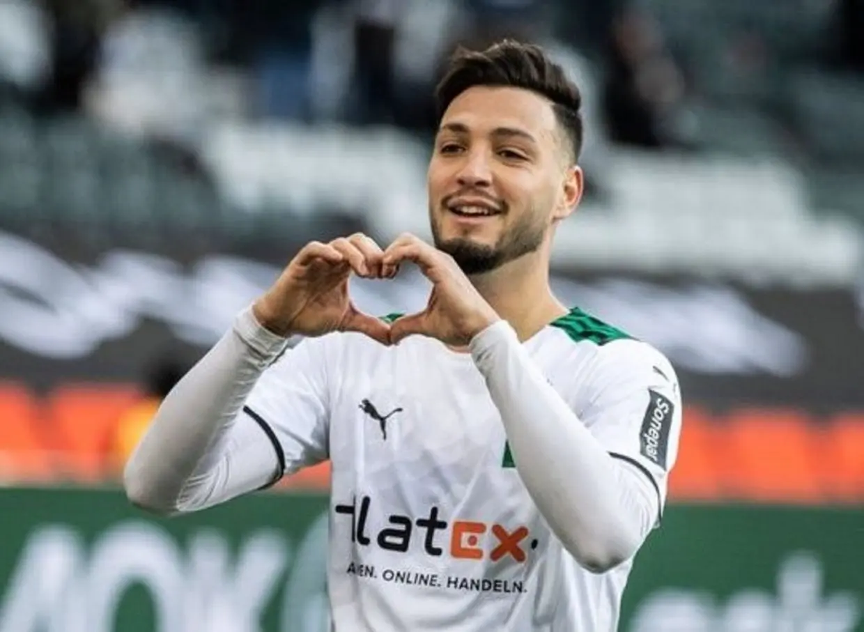 Transfert de Bensebaini vers Dortmund : où en est le dossier ?