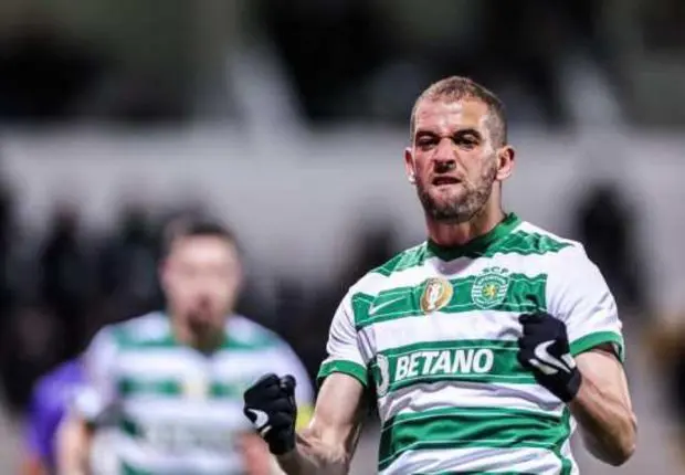 Annoncé partant de Sporting Portugal : où va rebondir Slimani ?