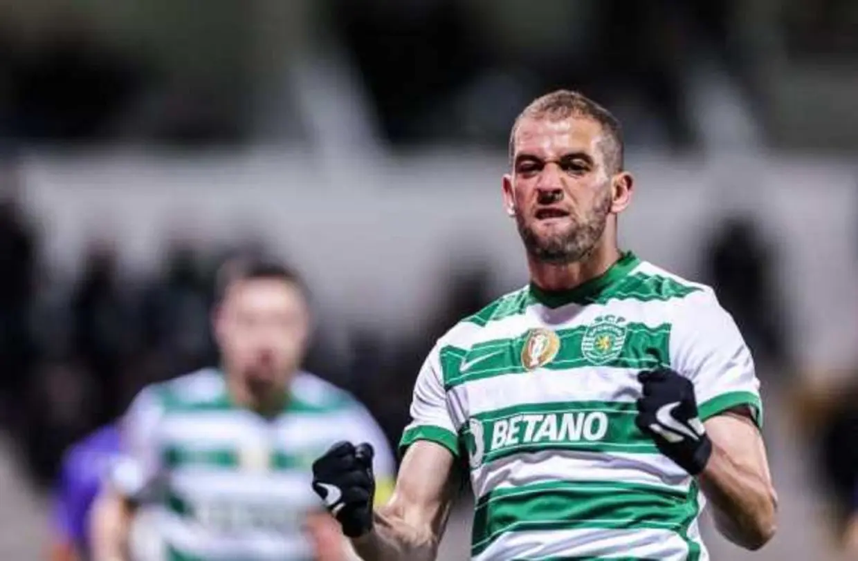 Annoncé partant de Sporting Portugal : où va rebondir Slimani ?