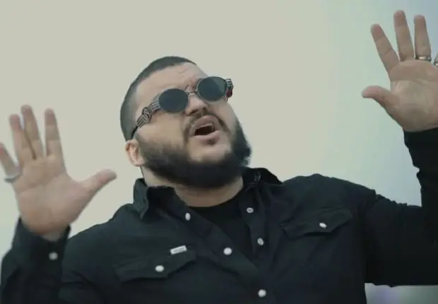 Alger : le rappeur Trap King incarcéré à la prison d’El Harrach