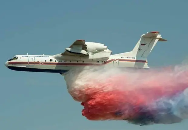 Incendies : l&rsquo;Algérie loue un bombardier d&rsquo;eau auprès de la Russie