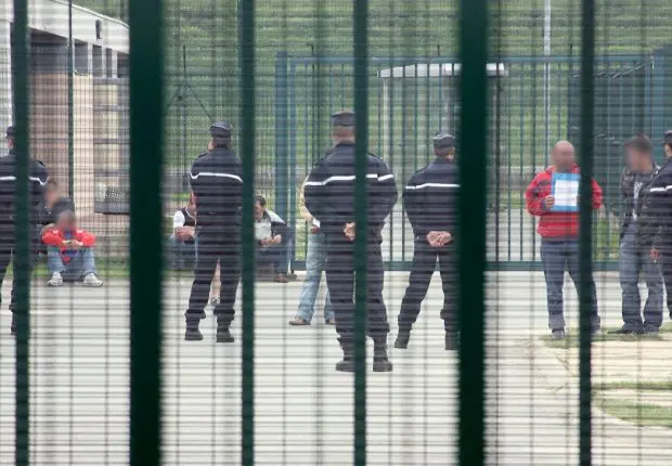 France : il refuse le test PCR, un Algérien lourdement condamné