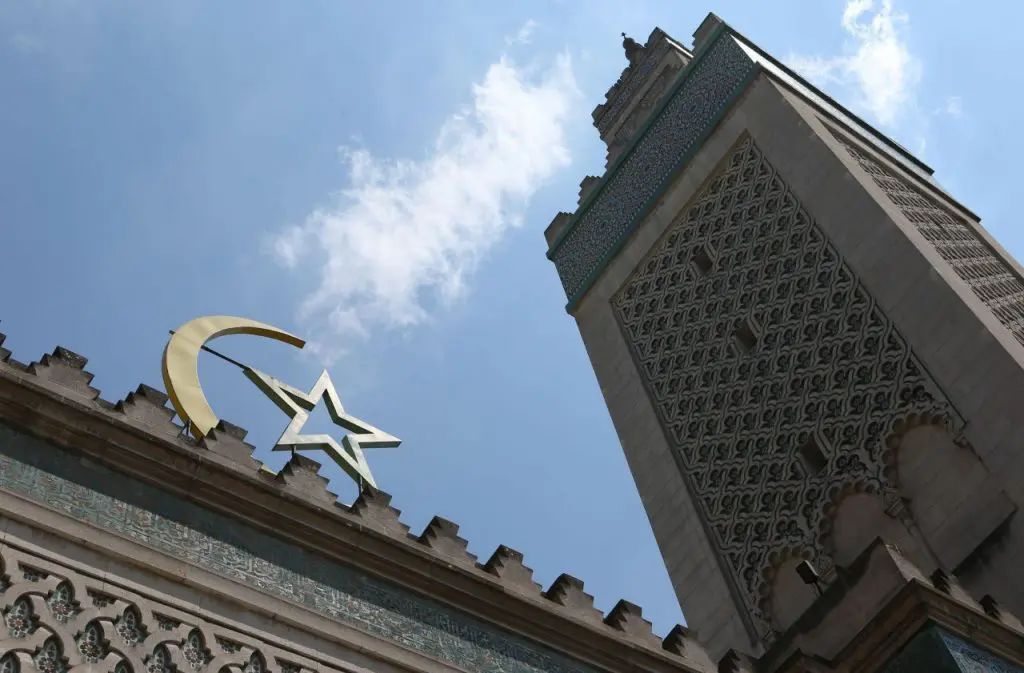 France : la grande mosquée de Paris se sépare de son partenaire SFCVH