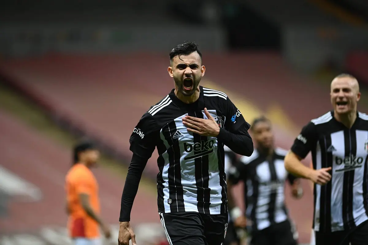 Mercato : le Beşiktaş indique la porte de sortie à Rachid Ghezzal ?