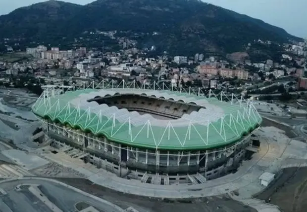 Nouveau stade de Tizi-Ouzou : les travaux reprennent de plus belle