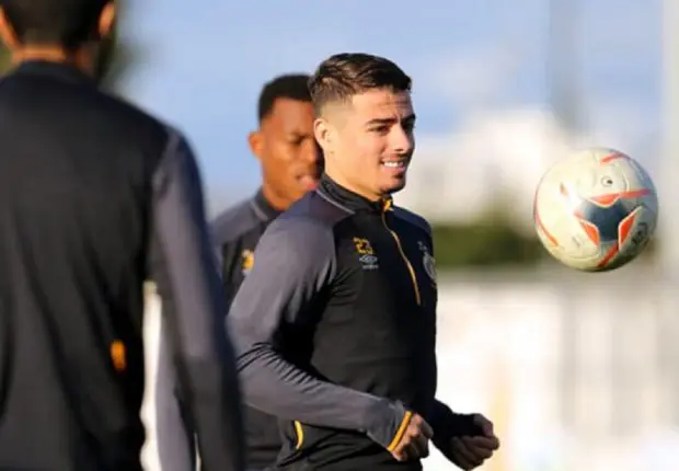 Mercato : Ilyes Chetti en bras de fer pour rejoindre la Ligue 1 ?