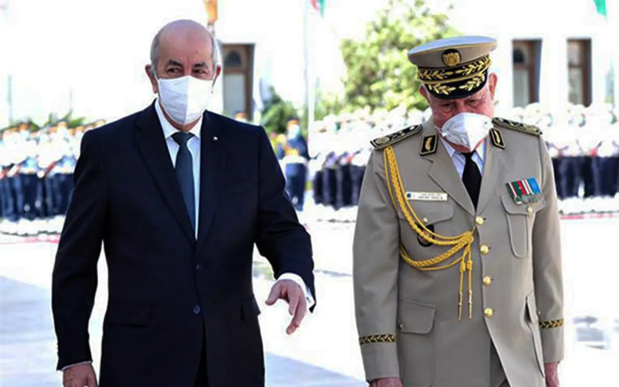 Tebboune décerne le grade de « général d’armée » à Chanegriha