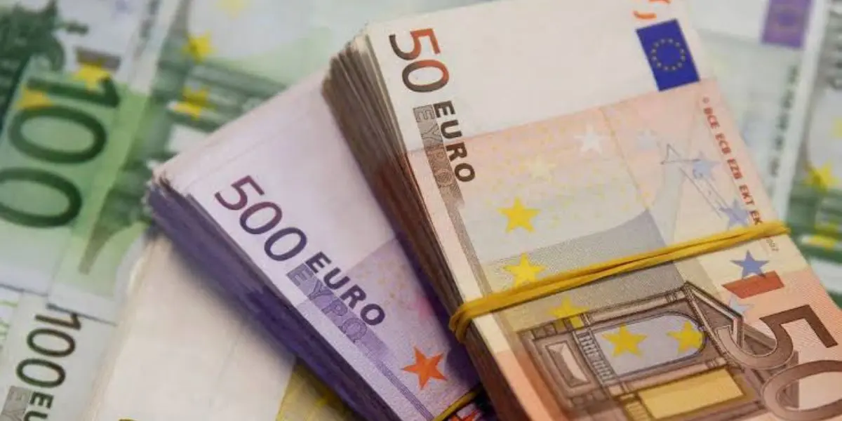 Aéroport d’Oran : importante saisie d’euros