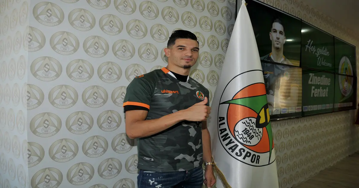 Mercato : un club turc officialise l’arrivée de Zinedine Ferhat