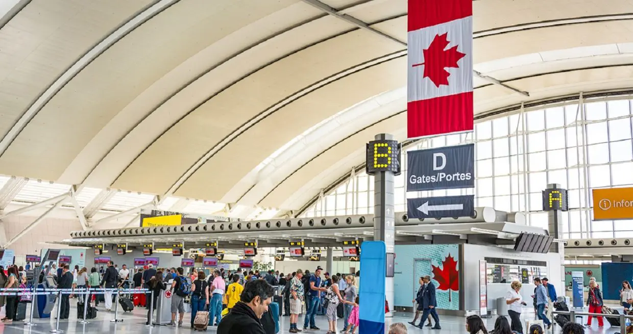 Vols Alger-Montréal : le Canada rétablit l’une de ses mesures sanitaires