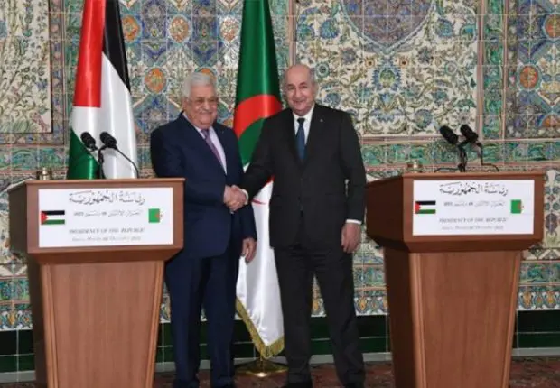 60e anniversaire de l’indépendance : Mahmoud Abbas débarque à Alger