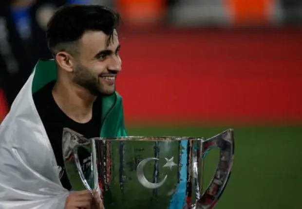 Mercato été 2022 : Ghezzal décline une offre alléchante du Golfe