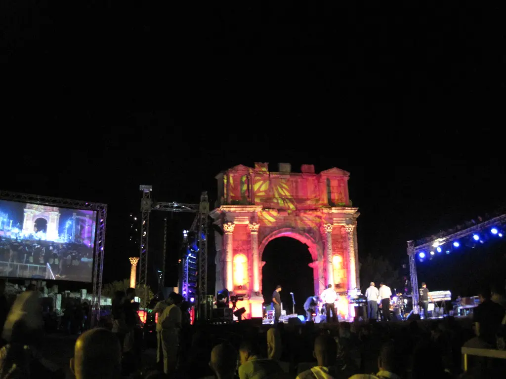 Un incident interrompt la cérémonie d’ouverture du Festival de Timgad