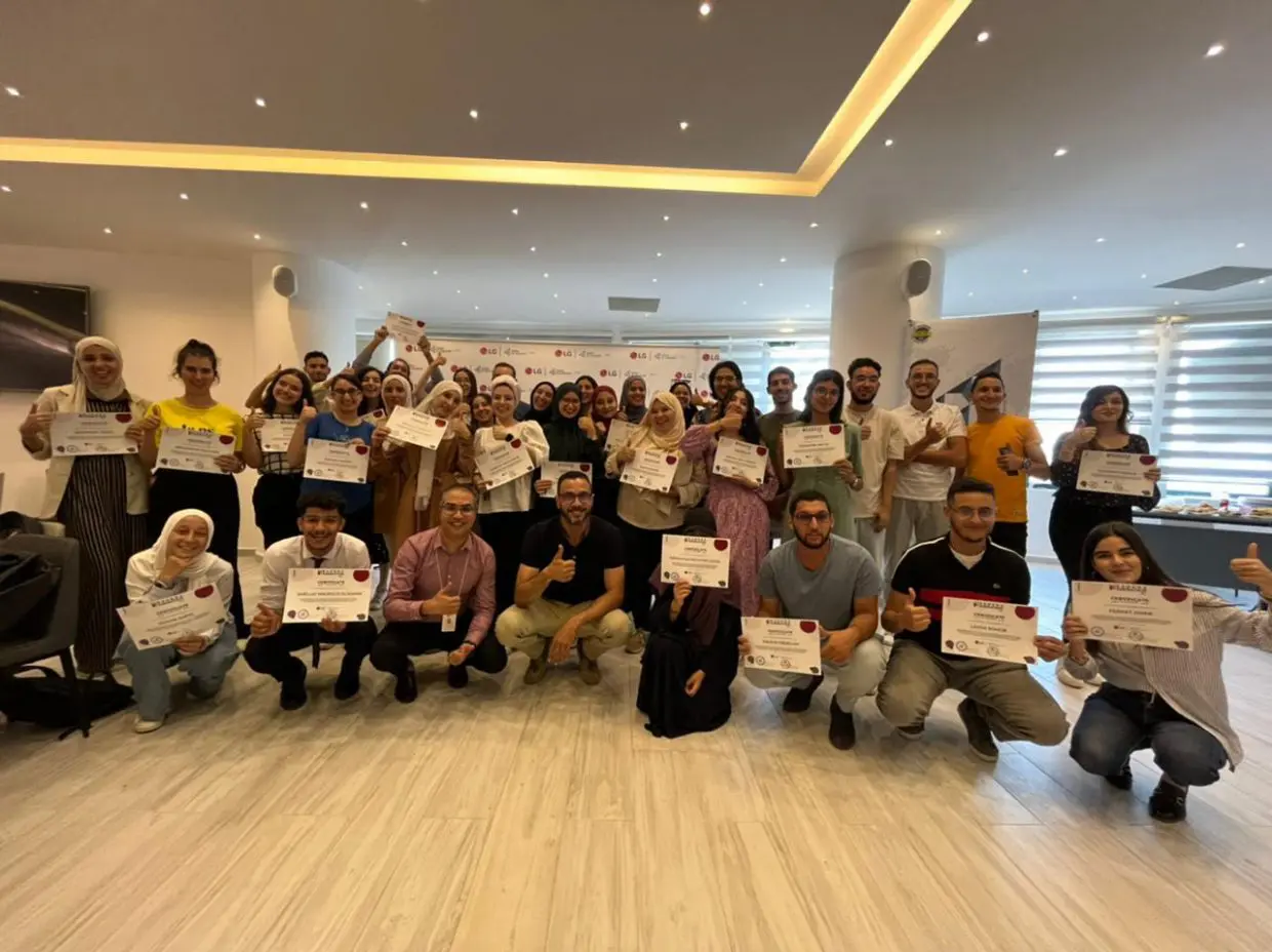 « Leaders Generation » : LG Algérie et Injaz El Djazair clôture la 1ʳᵉ session de formation