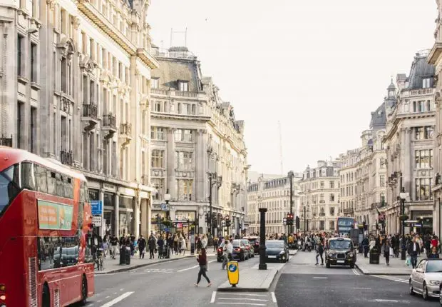 Il localise son ordinateur en Algérie, après l’avoir perdu à Londres