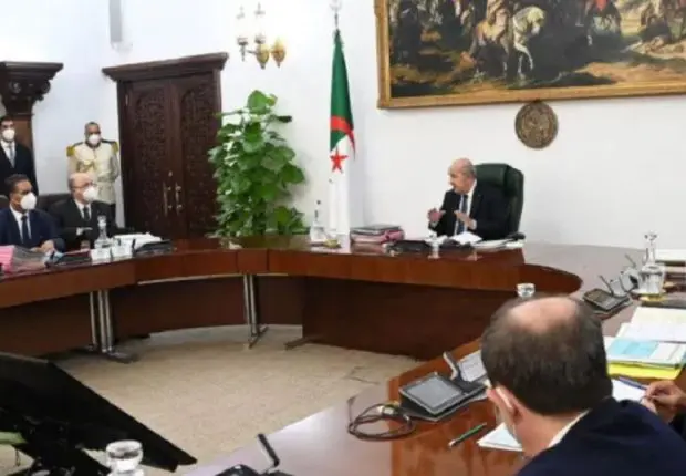 Allocation chômage, rentrée scolaire… 5 points à retenir du conseil des ministres