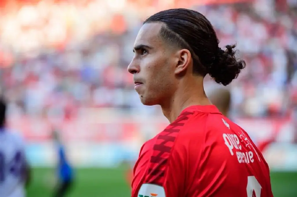 Mercato 2022 : Feyenoord ne désespère pas de recruter Zerrouki