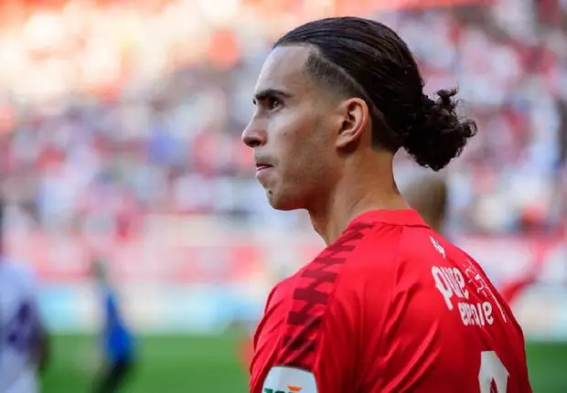 Mercato 2022 : Feyenoord ne désespère pas de recruter Zerrouki