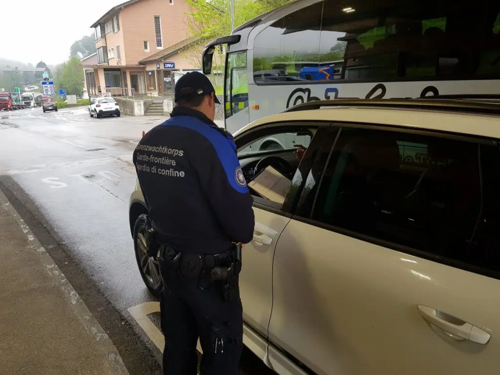 Ils ont pris la fuite depuis la Suisse, 4 Algériens arrêtés en France