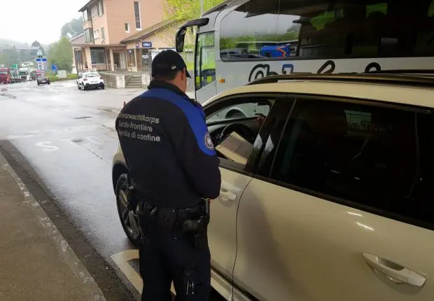 Ils ont pris la fuite depuis la Suisse, 4 Algériens arrêtés en France