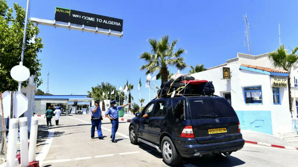 Frontières terrestres: la Tunisie annule le test PCR pour les Algériens