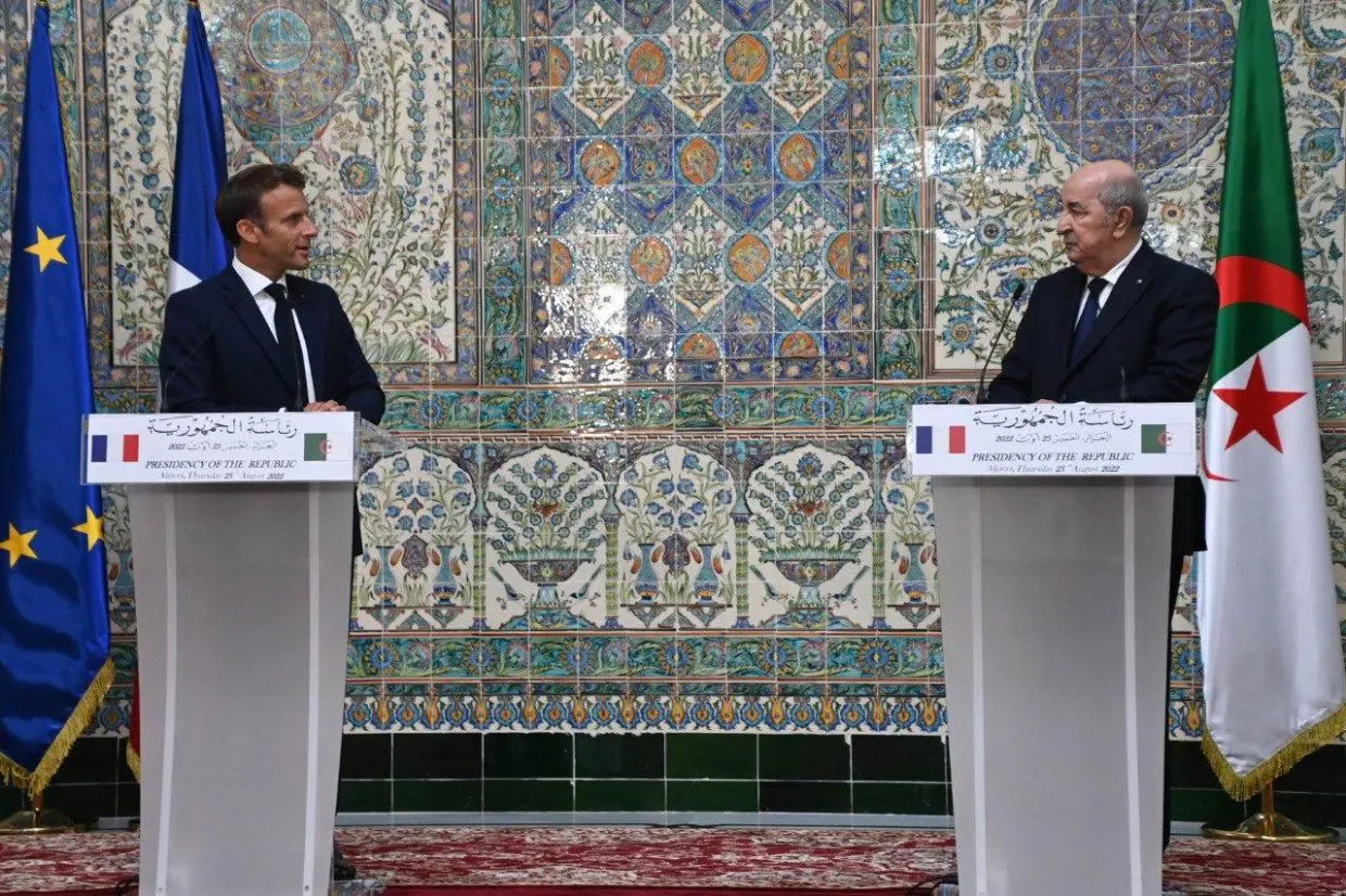 Macron prolonge sa visite en Algérie pour la signature d’un partenariat