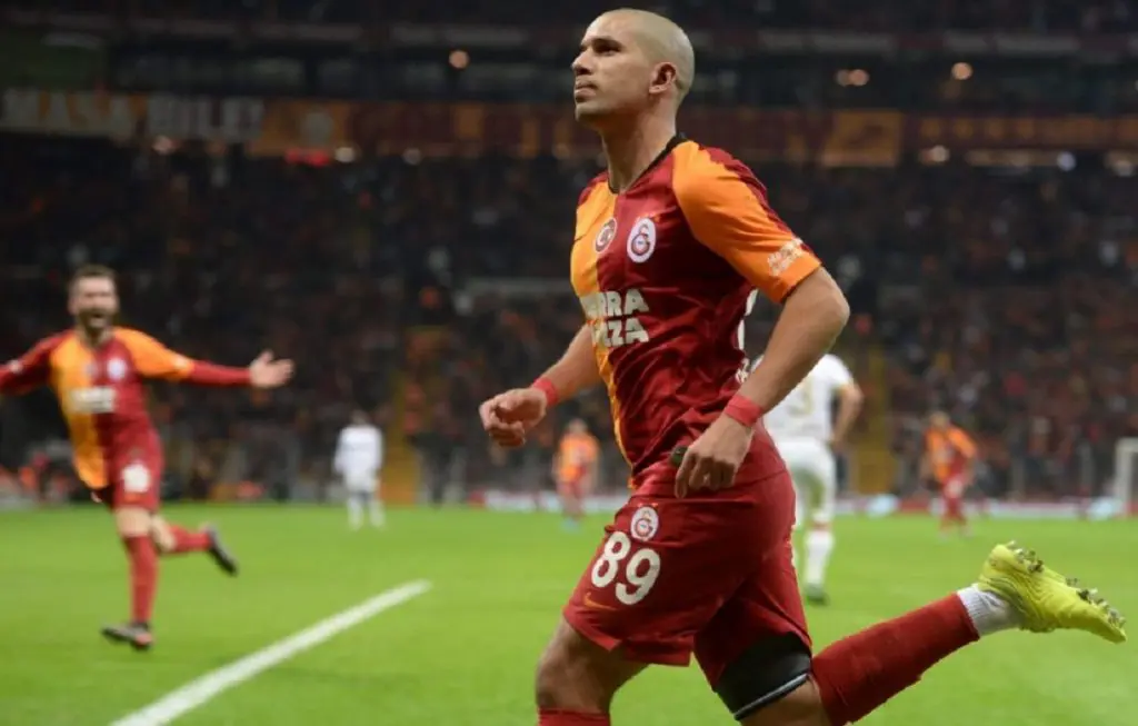 Transferts été 2022 : l’avenir de Feghouli se précise