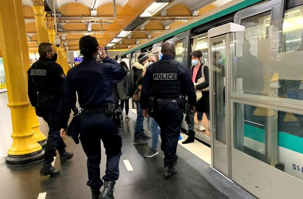 Ils agressent un touriste à Paris : 2 Marocains et un Algérien arrêtés