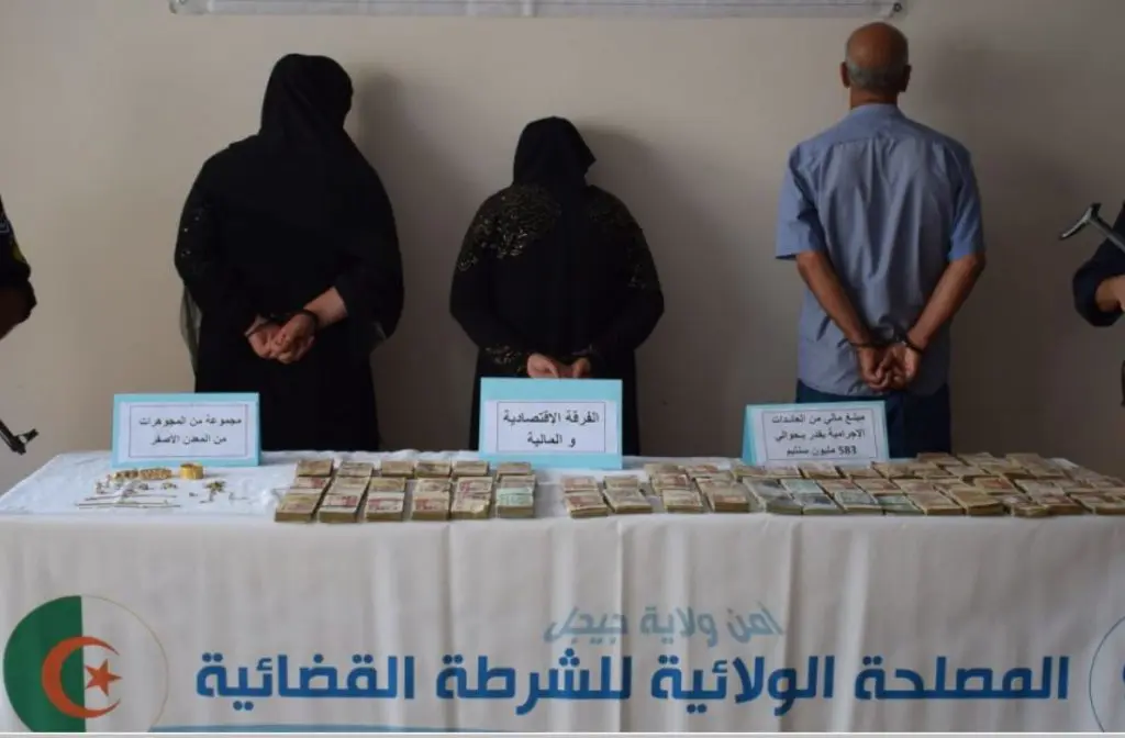 Démantèlement d’un réseau criminel d’escrocs à Jijel