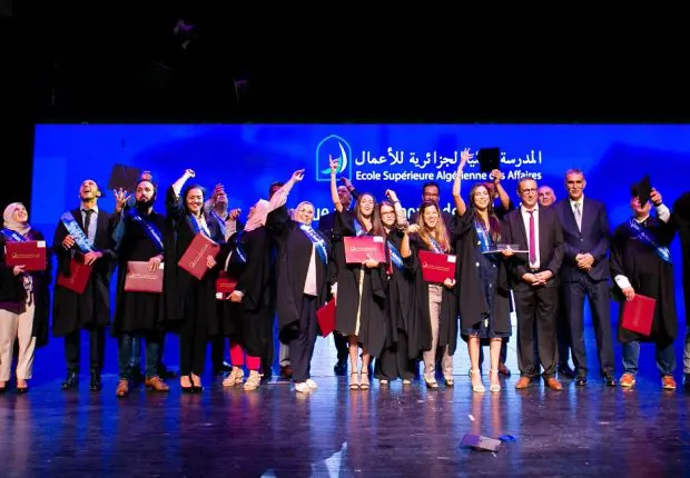 ESAA Algérie : cérémonie de remise des diplômes Promotion Malek Haddad