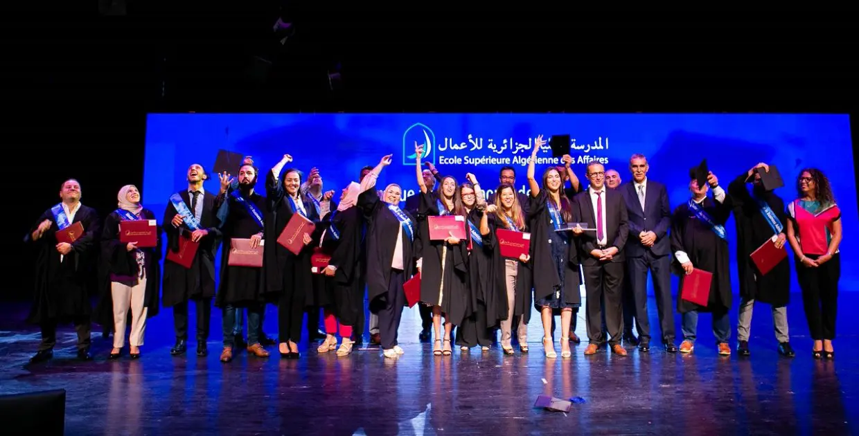 ESAA Algérie : cérémonie de remise des diplômes Promotion Malek Haddad