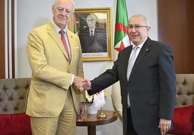 Lamamra reçoit l’envoyé du SG de l’ONU pour le Sahara occidental
