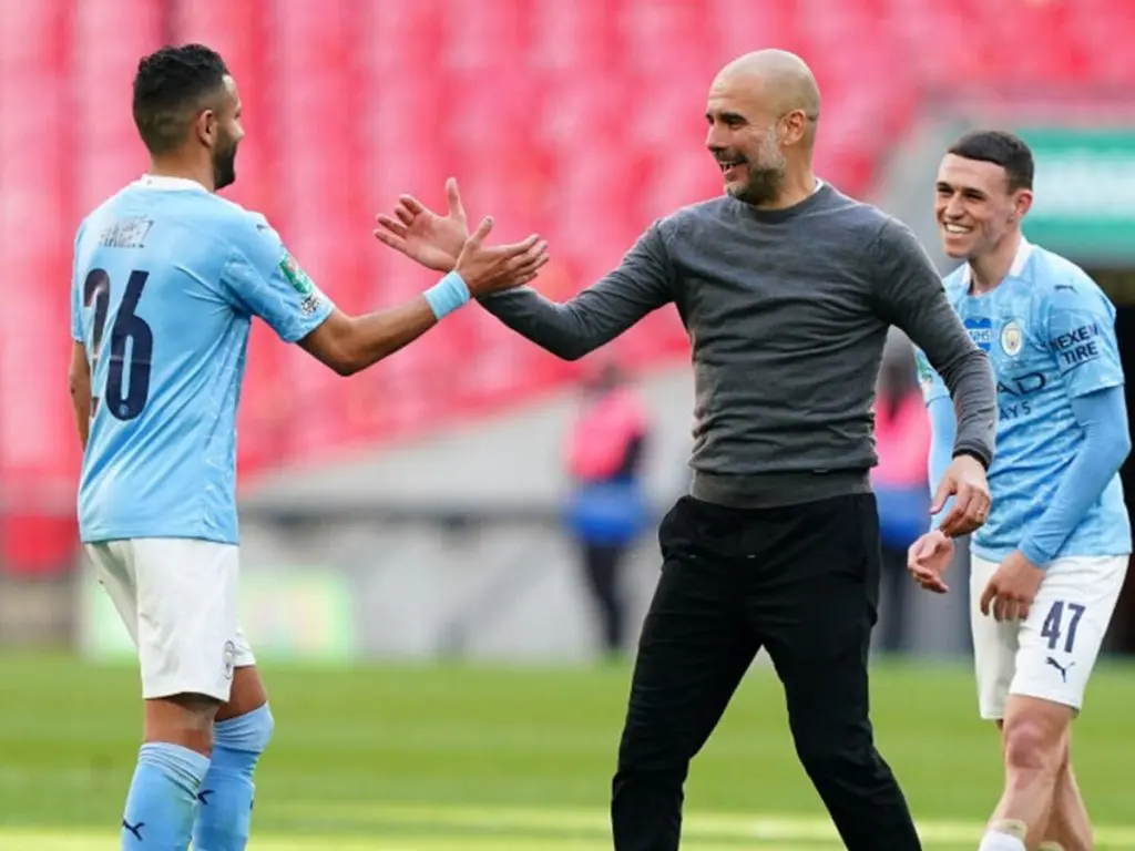 Man City : Guardiola évoque la situation de Mahrez